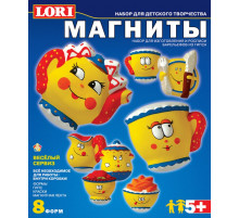 Фигурки на магнитах 