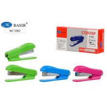 Степлер № 10: пластиковый корпус /цвета в ассортименте/, 9,5*2,0*3,0 см, скобы 10, в картонной упаковке. МС-5983
