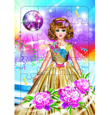 Пазл на планшете. Модница